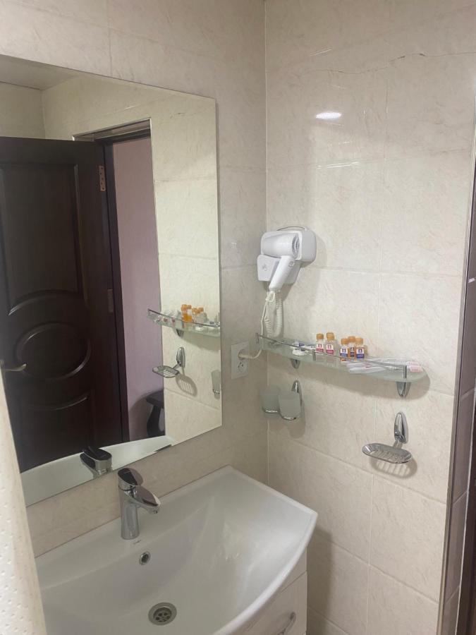 Central Asia Hotel Tasken Kültér fotó
