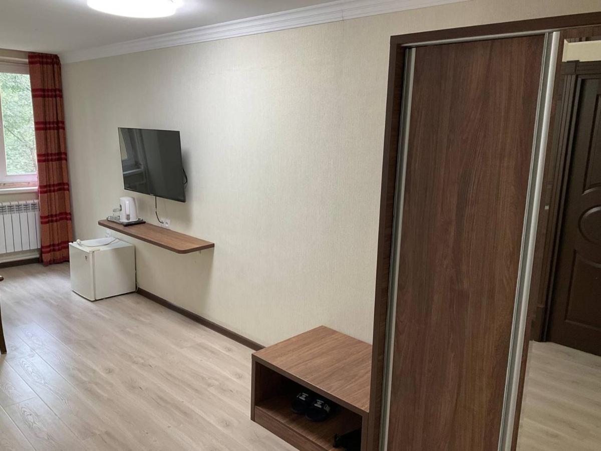 Central Asia Hotel Tasken Kültér fotó
